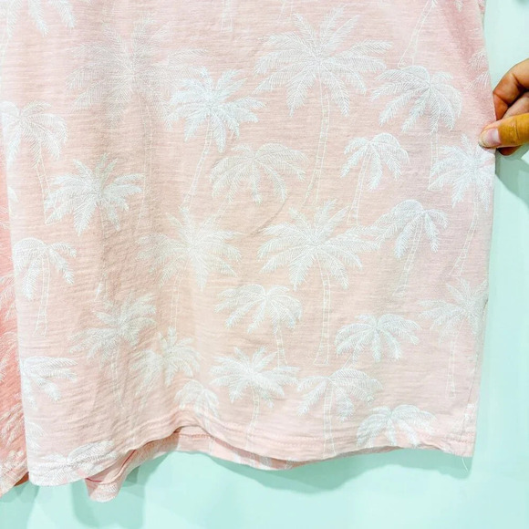 URBAN HERITAGE Pink Palm Tree T-Shirt | Tropical Summer Style | Large * - Picture 5 of 6